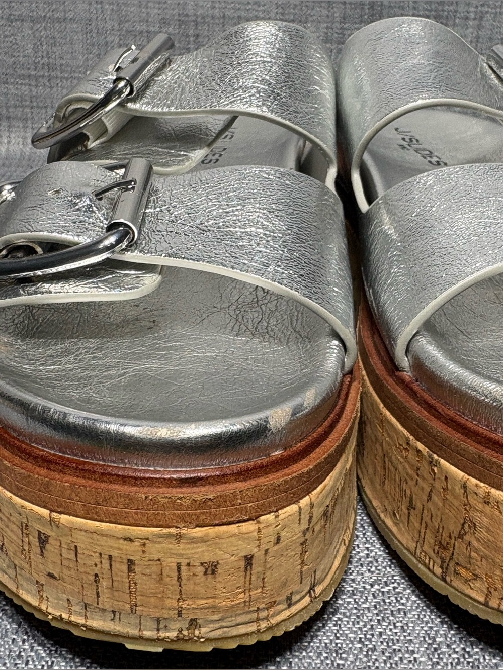 J/Slides Belinda Platform Slide Sandals Silver Metallic Leather Size 7.5 - Picture 8 of 8